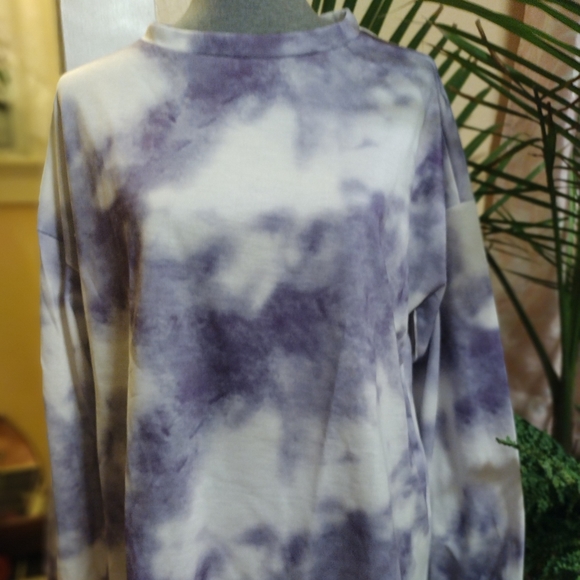 New Tye Dye Lounging Set - Picture 2 of 16